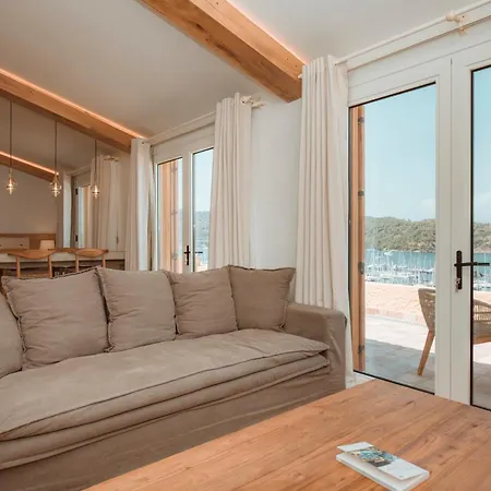 Отель Unique-boutique Class - Adults Only 3*