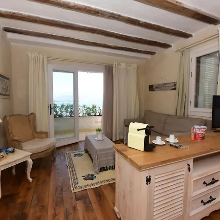 Unique-boutique Class - Adults Only Отель 3*